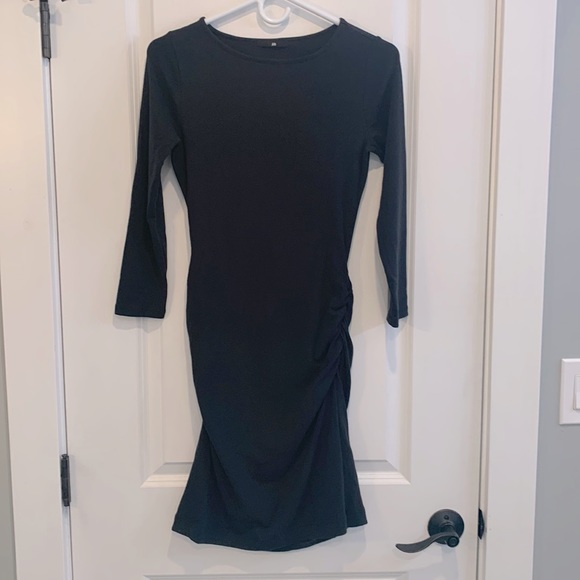 Black Dress - Picture 1 of 6